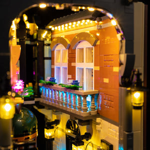 LEGO 10351 detail light 5