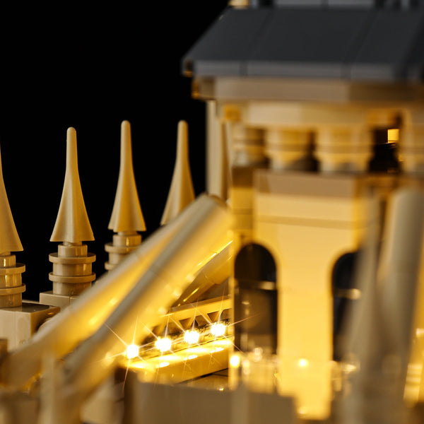 LEGO Notre-Dame de Paris 21061 LED wiring detail 11