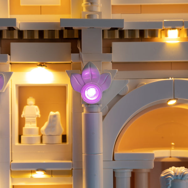 LEGO Treasure Island 21062 light kit - detail shot