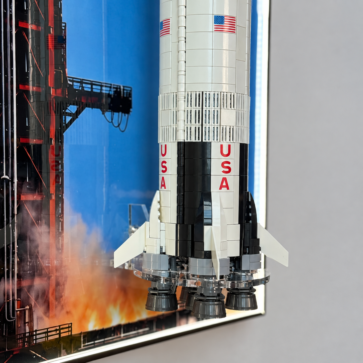 LEGO Icons NASA Apollo Saturn V 92176 display frame close-up