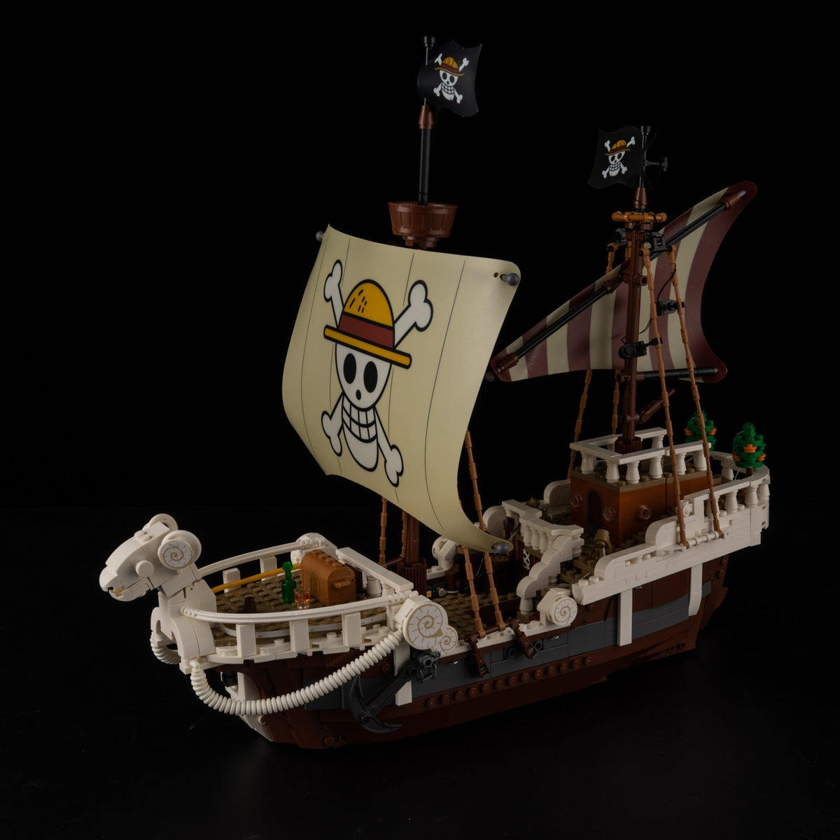 LEGO Icons The Going Merry Pirate Ship 75639 LED Light Kit - lights off