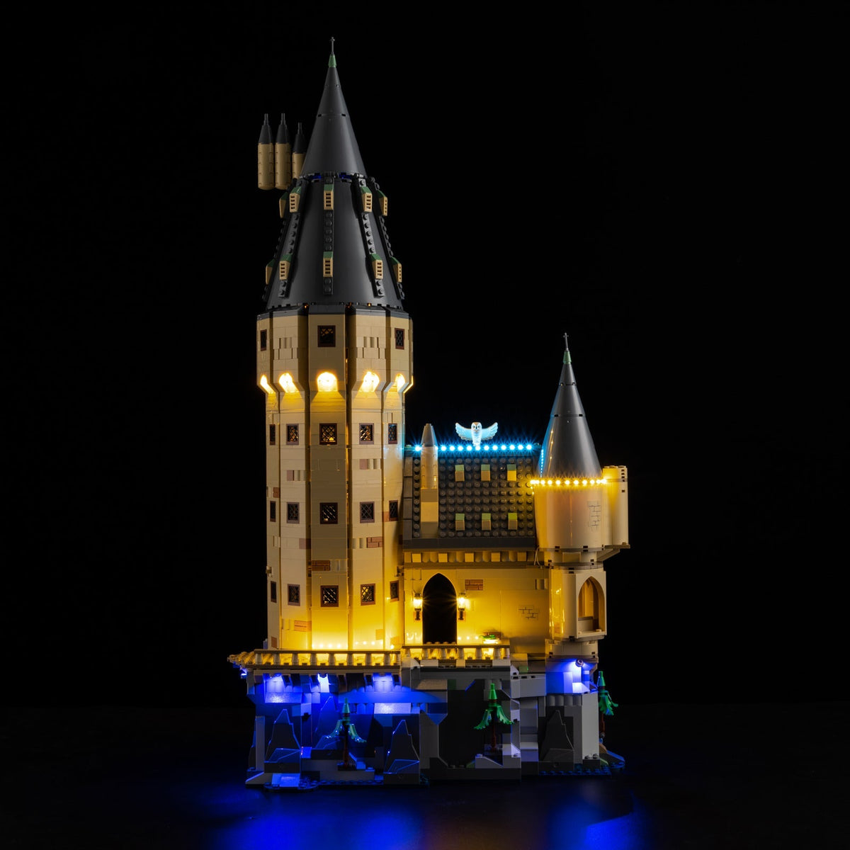 LED light kit compatible with LEGO® Hogwarts™ Castle: The Main Tower Set #76454 — product photo 1