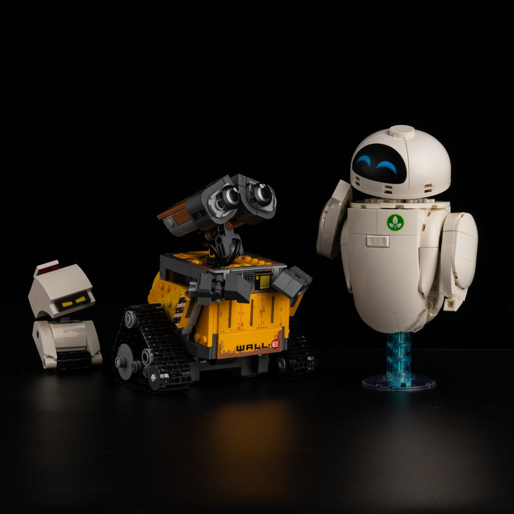 LED light kit compatible with LEGO® Wall-E and Eve Set #43279 — product photo 2
