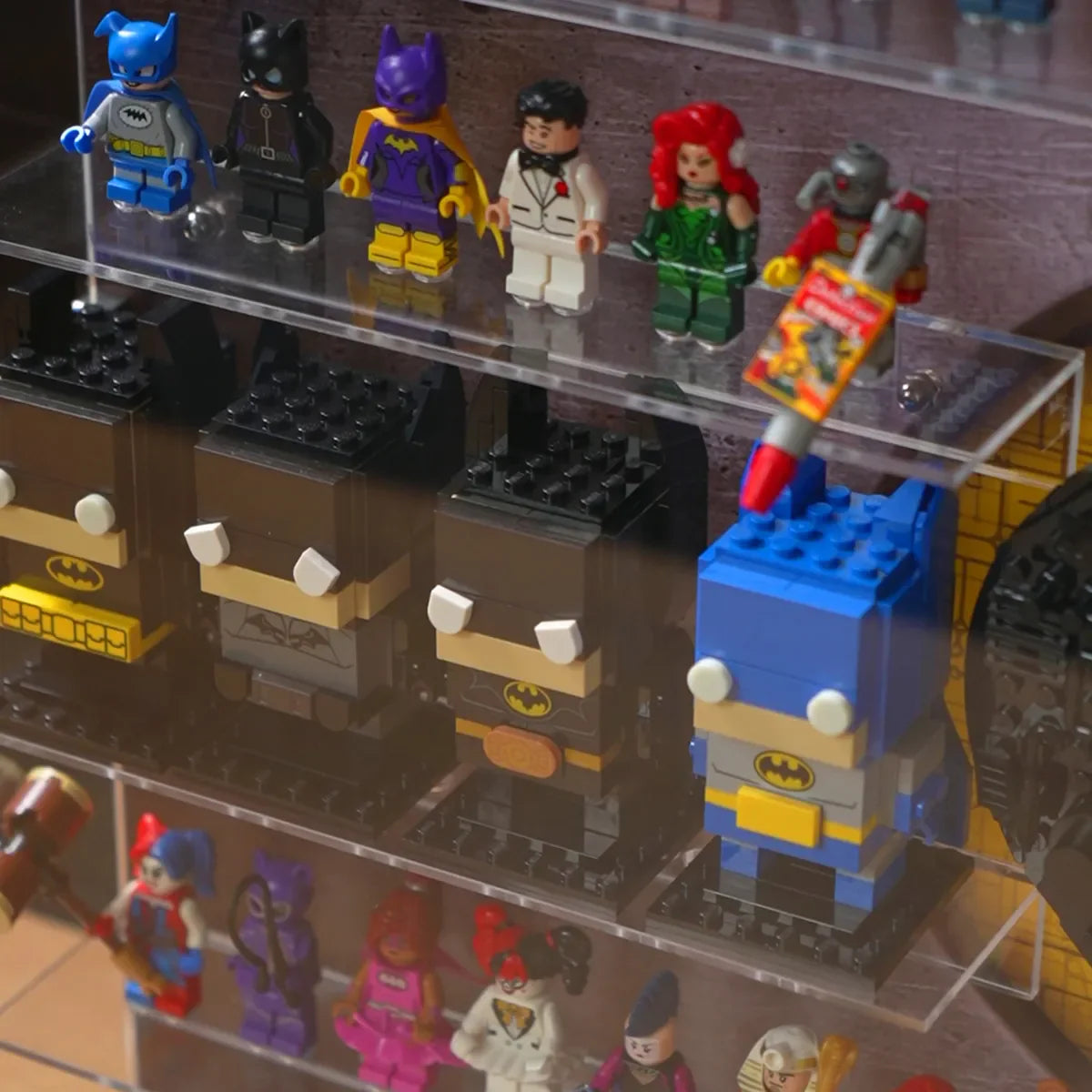 Wall Display Case for Up to 124 LEGO® DC Minifigures - View 4 - brkox