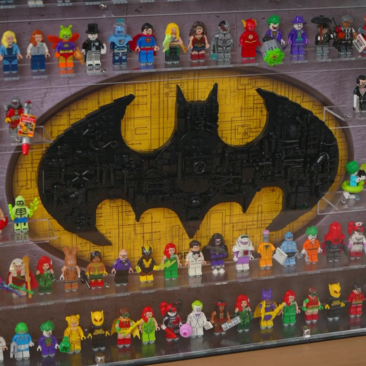 Wall Display Case for Up to 124 LEGO® DC Minifigures - View 6 - brkox